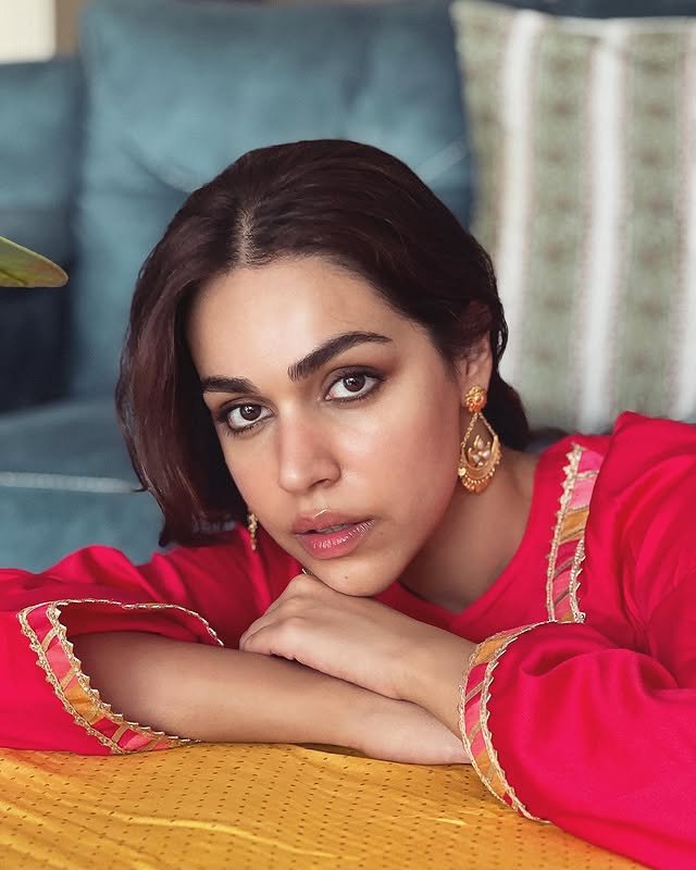 naila grrewal close up looks with red traditional kurti